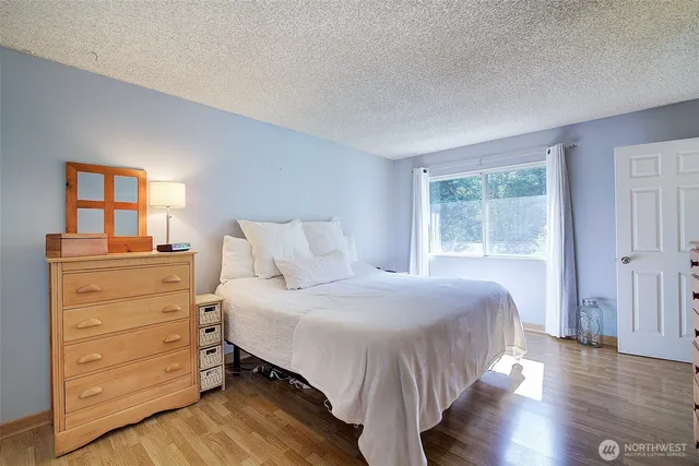 $885,000 | 15117 122nd Court Northeast, Kirkland, WA 98034