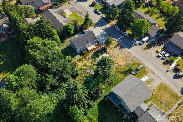 $175,000 | 400 22nd Ave Court, Milton, WA 98354