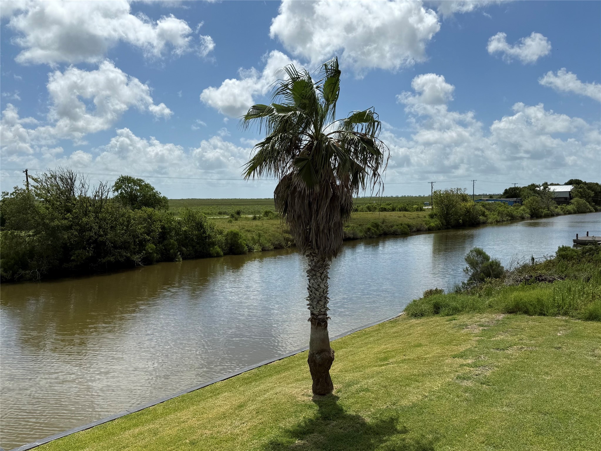 163 County Road 299 Sargent, TX 77414 - Photo 4 of 38