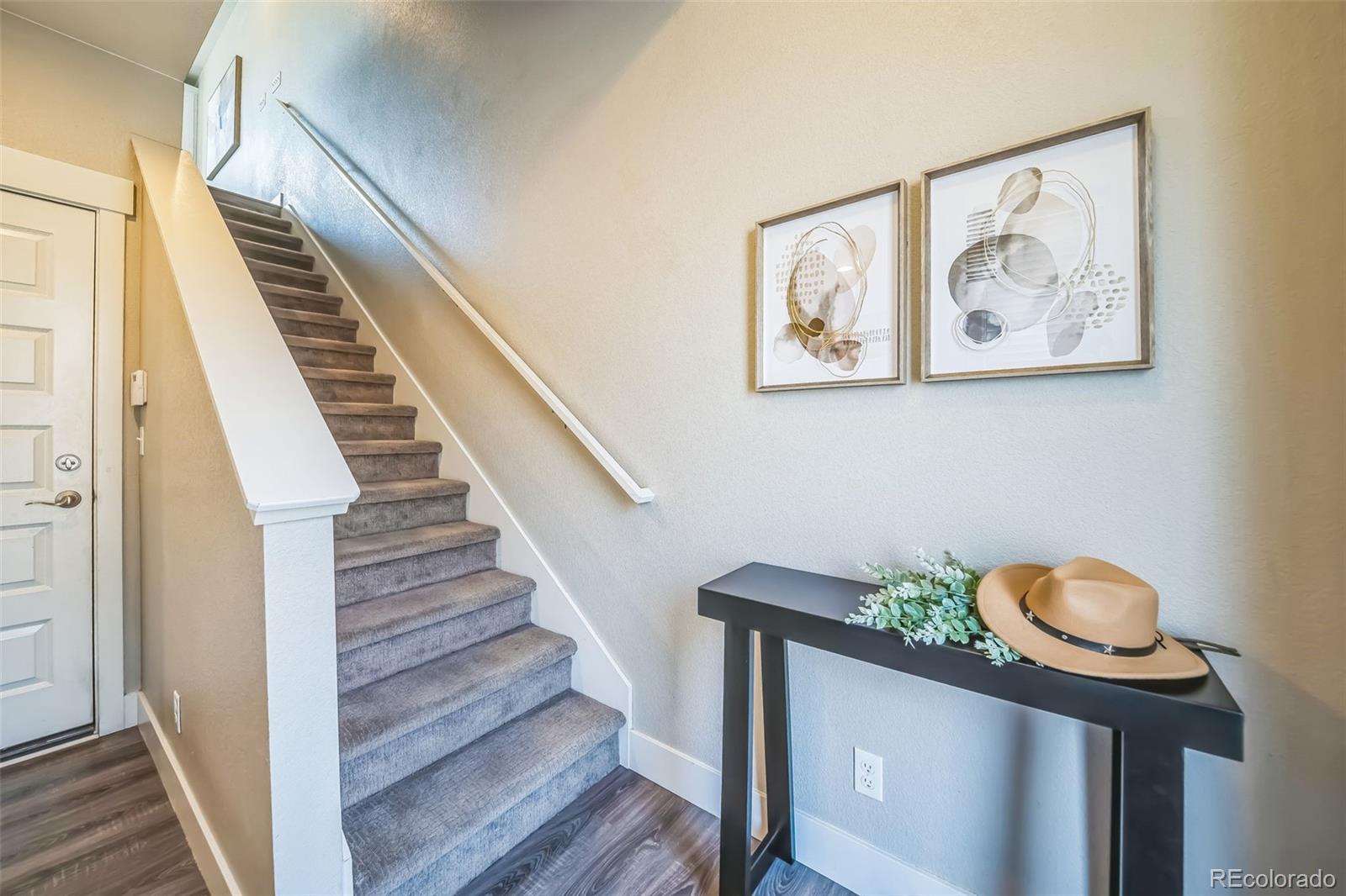 7928 54th Place Denver, CO 80238 - Photo 4 of 33