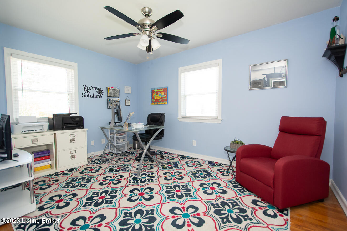 4321 Wingate Road Louisville, KY 40207 - Photo 18 of 37 Wingate -39