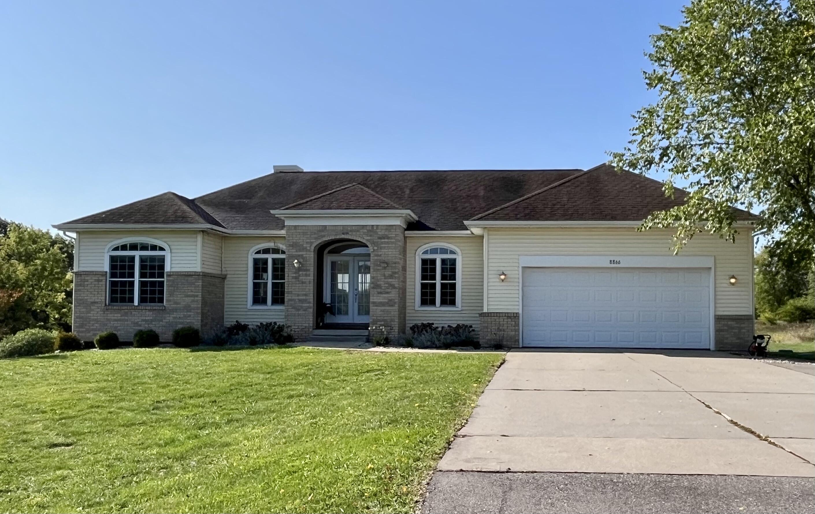 8866 Cascade Road Southeast Ada, MI 49301 - Photo 1 of 65 IMG_5791