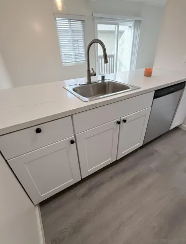 $1,900 | 6902 Mission Gorge Road, Unit 9, San Diego, CA 92120