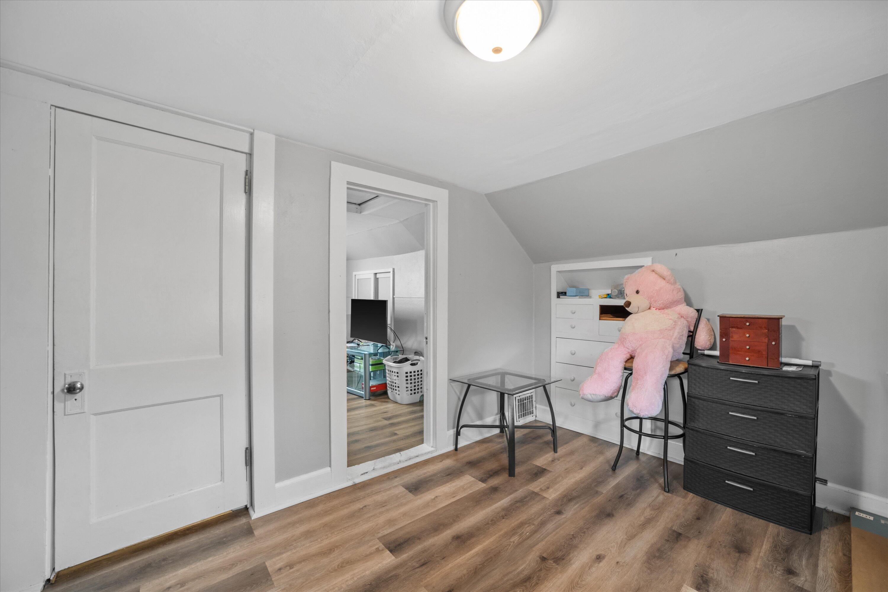 2156 South 68th Street West Allis, WI 53219 - Photo 10 of 21 07-P1282453