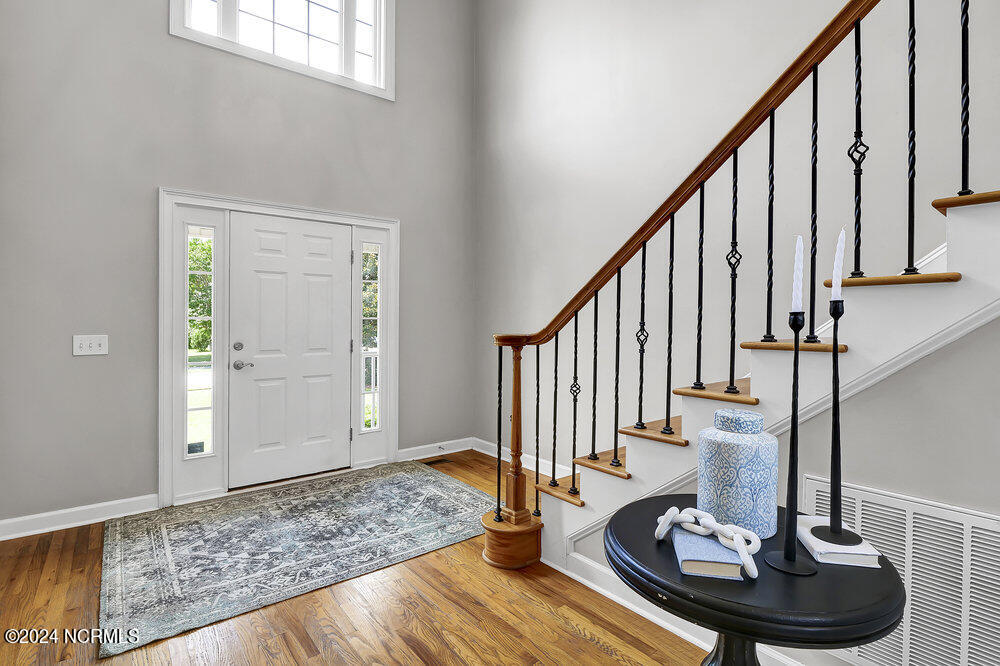 1519 Sapphire Ridge Road Wilmington, NC 28409 - Photo 7 of 52 Foyer