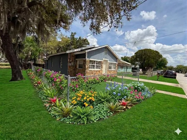 $104,995 | 313 East Booker Street, Avon Park, FL 33825