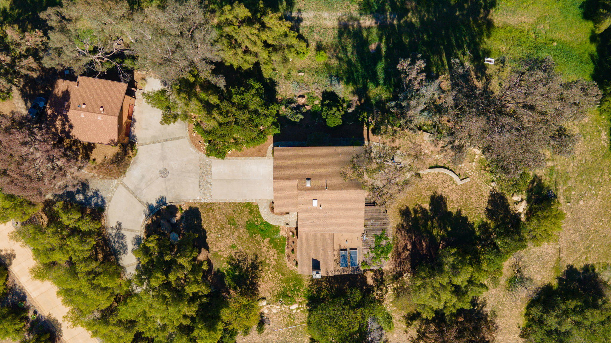 2080 Maricopa Highway Ojai, CA 93023 - Photo 39 of 47 a aerial view of a residential houses with yard