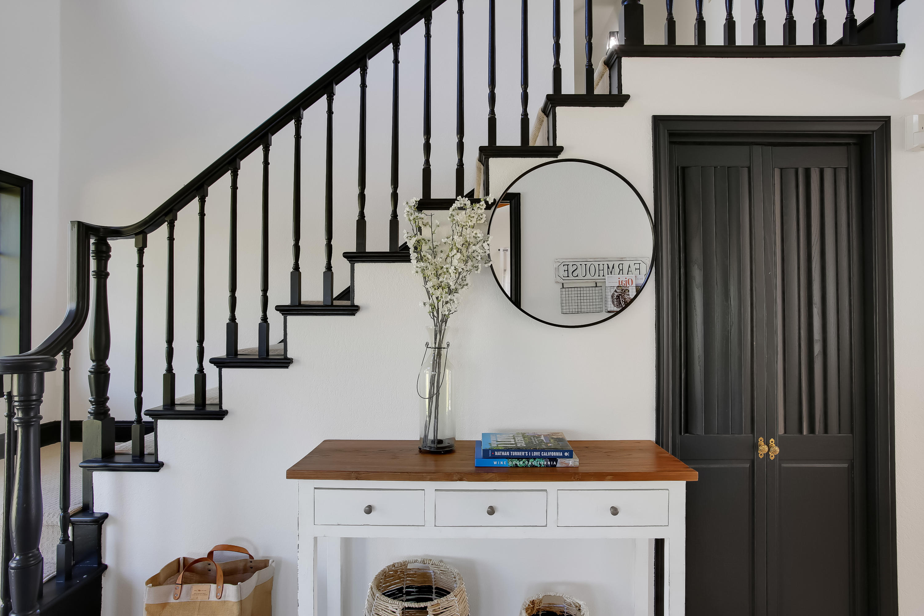 2080 Maricopa Highway Ojai, CA 93023 - Photo 4 of 47 a bathroom with a sink and a mirror