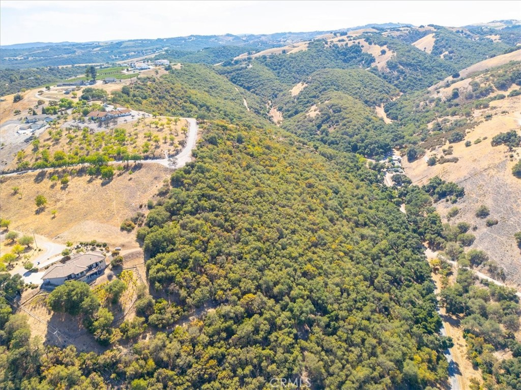 1475 Fern Canyon Road Paso Robles, CA 93446 - Photo 12 of 31 a view of city and mountain
