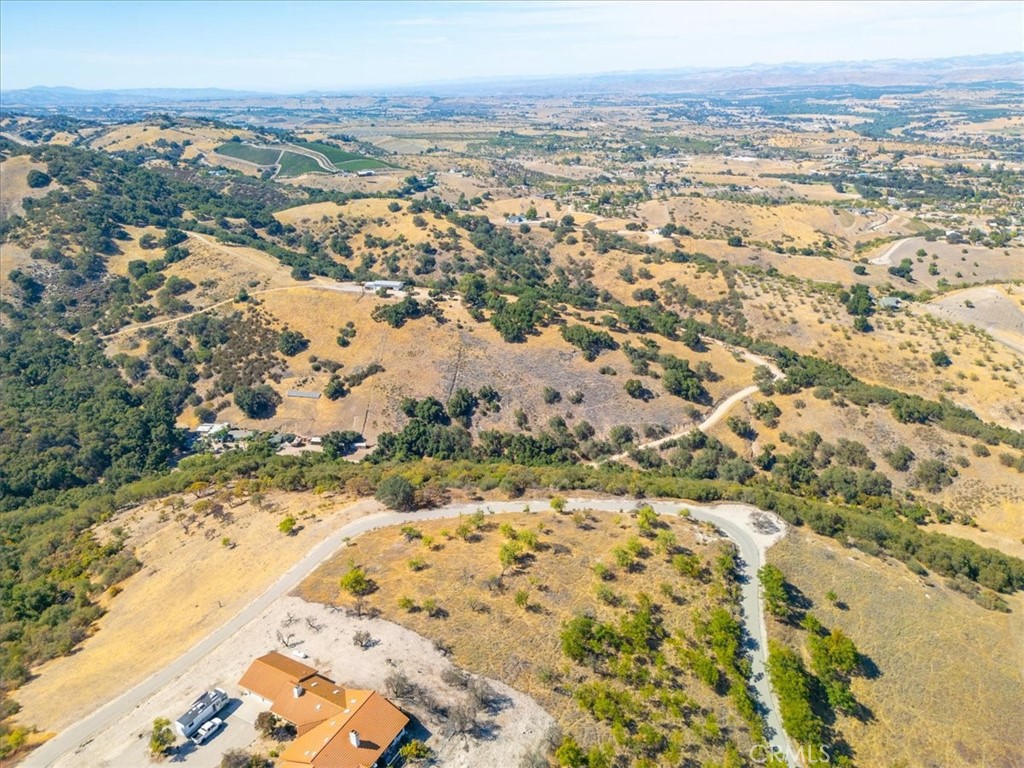 1475 Fern Canyon Road Paso Robles, CA 93446 - Photo 16 of 31 view of city