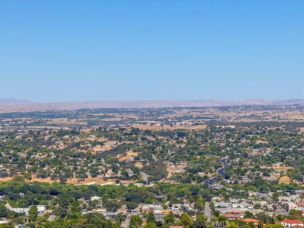 1475 Fern Canyon Road Paso Robles, CA 93446 - Photo 29 of 31 an aerial view of residential houses with city view