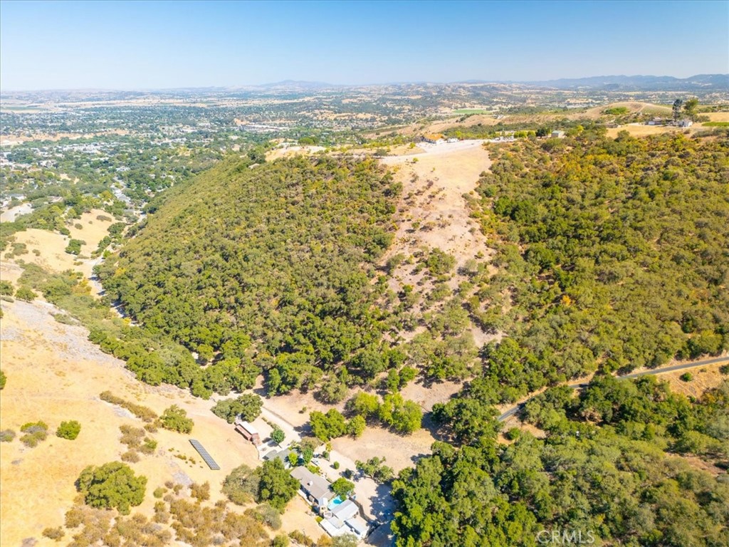 1475 Fern Canyon Road Paso Robles, CA 93446 - Photo 6 of 31 a view of an ocean