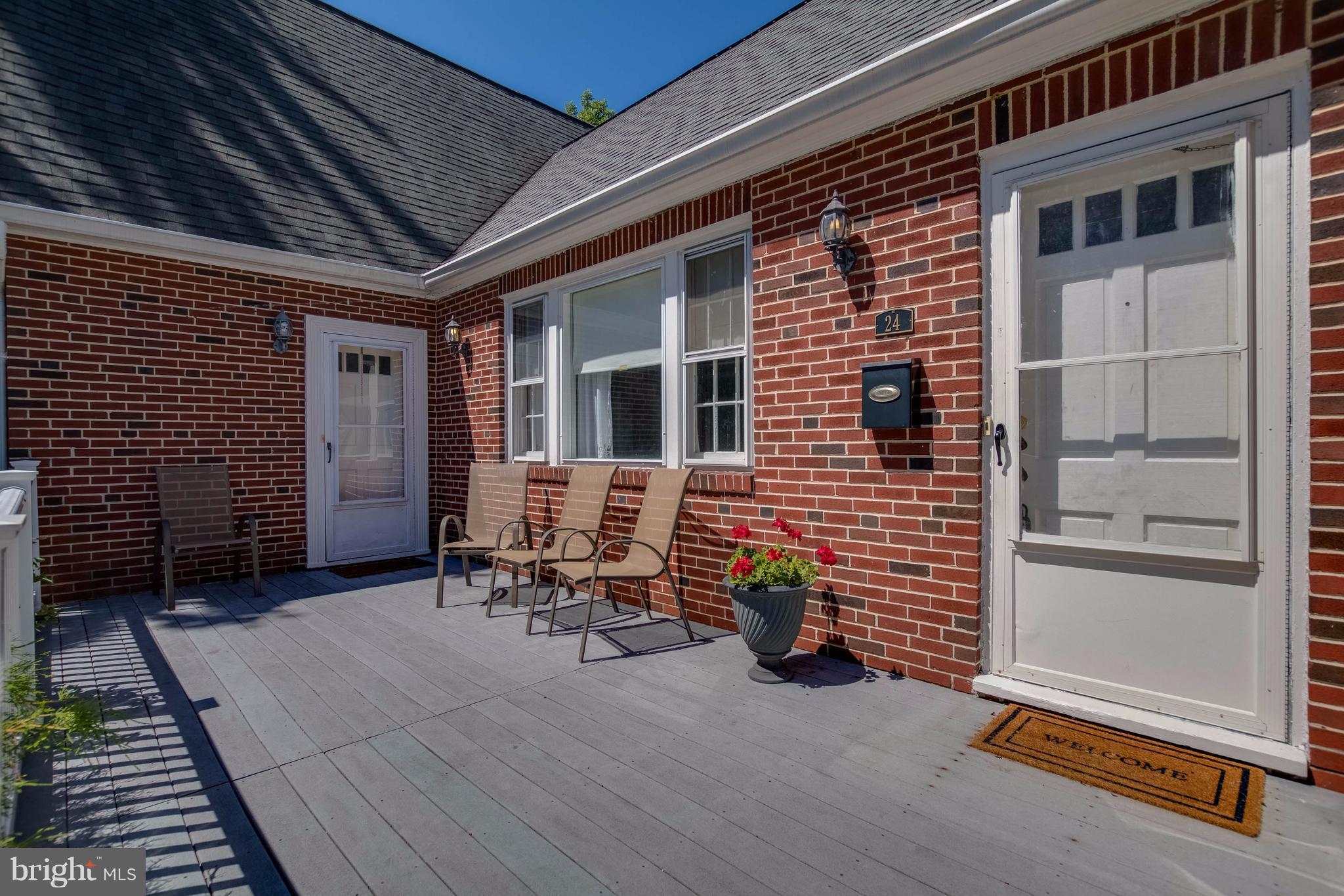 24 Dunvegan Road Catonsville, MD 21228 - Photo 22 of 29 Exterior (Rear)