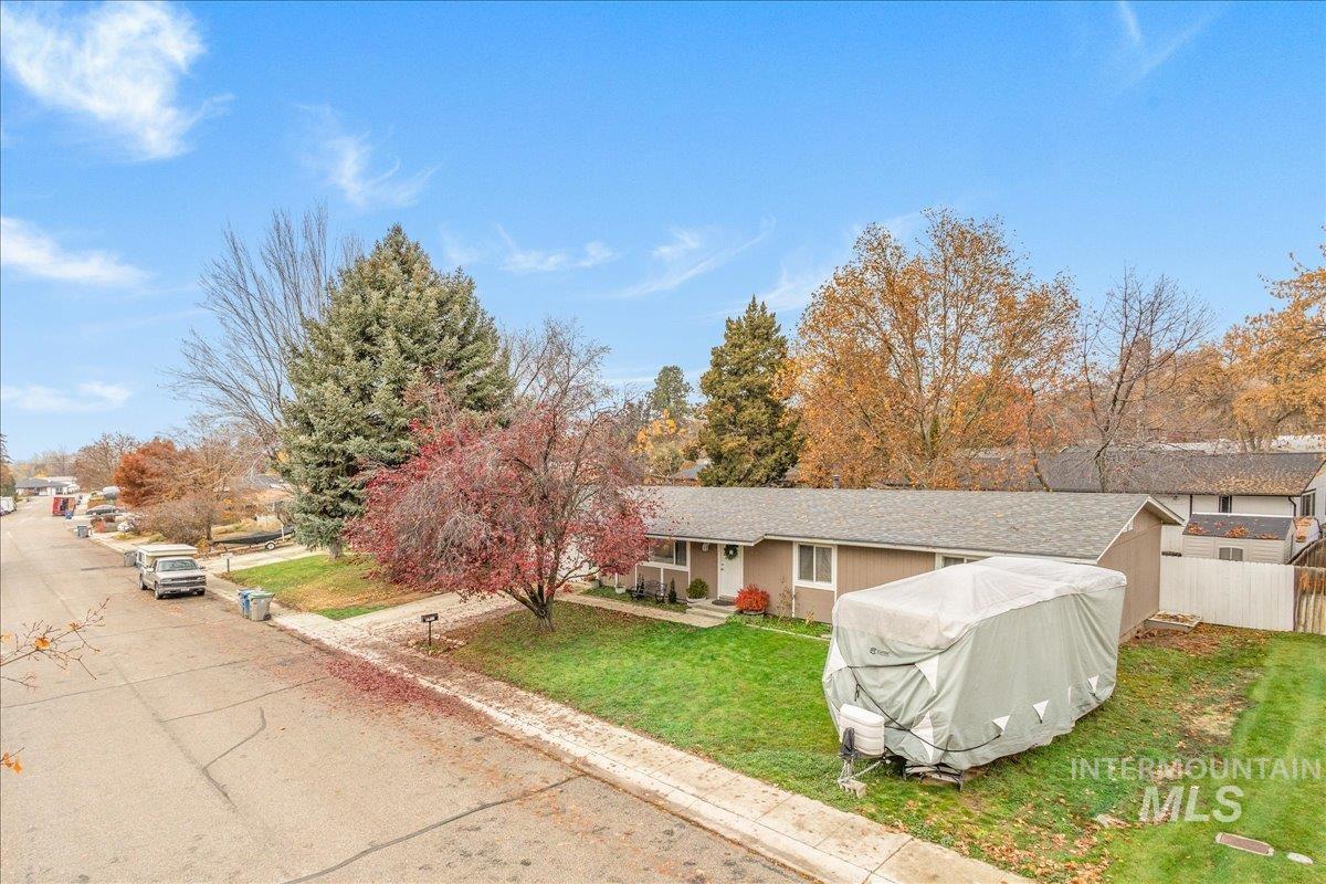 4550 West Bloom Street Boise, ID 83703 - Photo 5 of 50