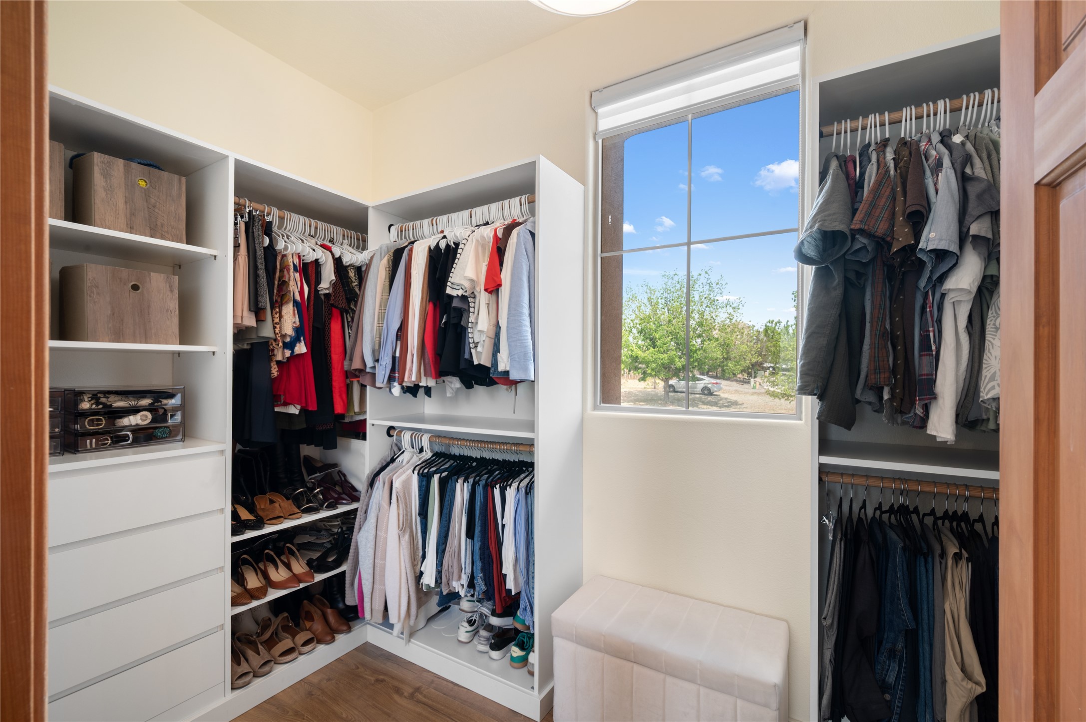 7320 Rio Del Sol Santa Fe, NM 87507 - Photo 14 of 23 Master Closet