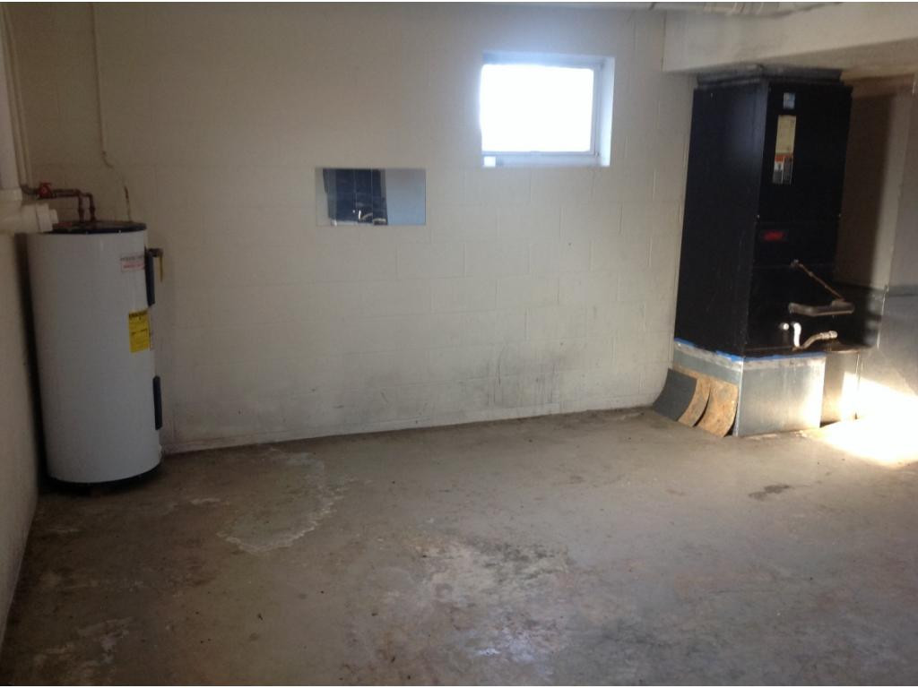 357 Cedar Grove Road Johnson City, TN 37601 - Photo 28 of 30 Garage in basement