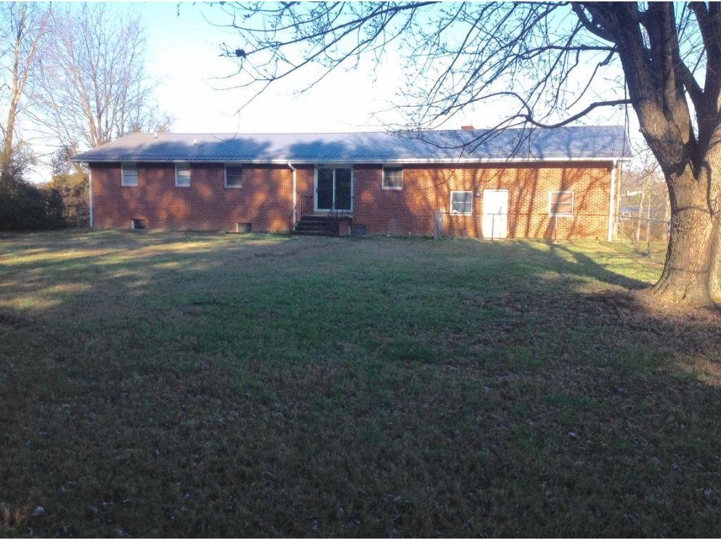 357 Cedar Grove Road Johnson City, TN 37601 - Photo 3 of 30 Fenced back yard