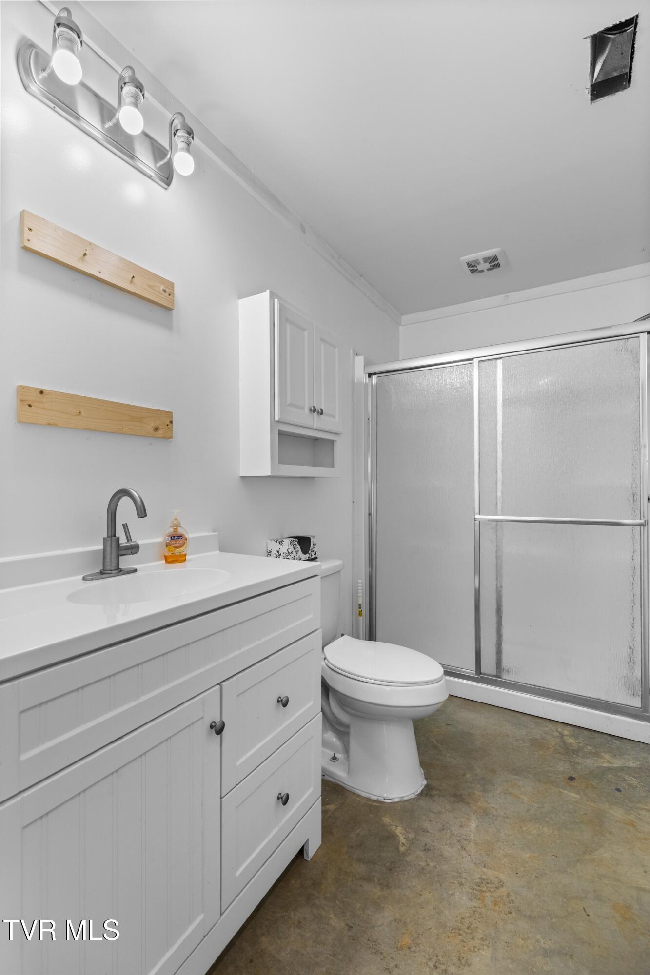 1945 Brown Springs Road Greeneville, TN 37743 - Photo 27 of 47 027-1945BrownSpringsRd-Greeneville-37743