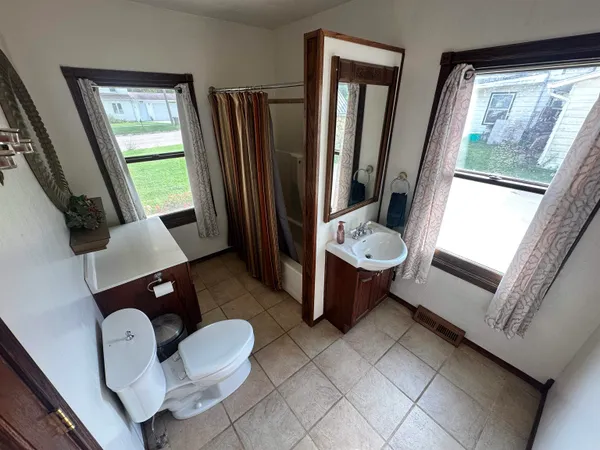 $210,000 | 430 Hubbard Street, Winslow, IL 61089