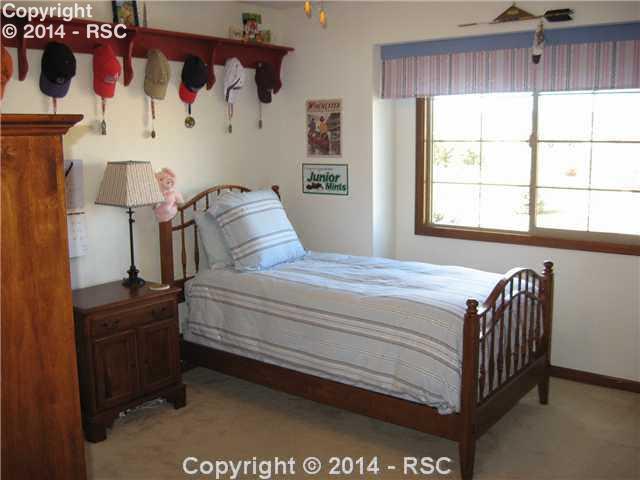 15 Desert Inn Way Colorado Springs, CO 80921 - Photo 16 of 25 Upper Bedroom