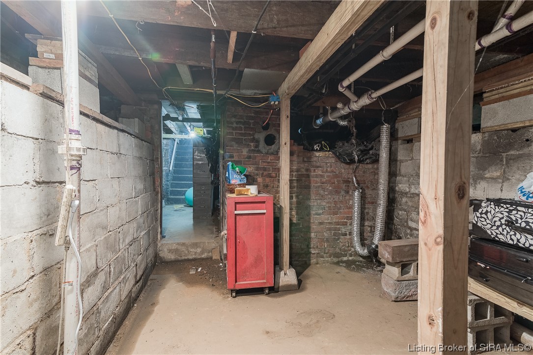 1202 East Spring Street New Albany, IN 47150 - Photo 31 of 36