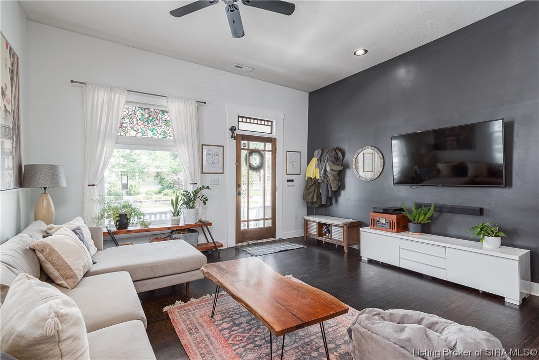 1202 East Spring Street New Albany, IN 47150 - Photo 7 of 36