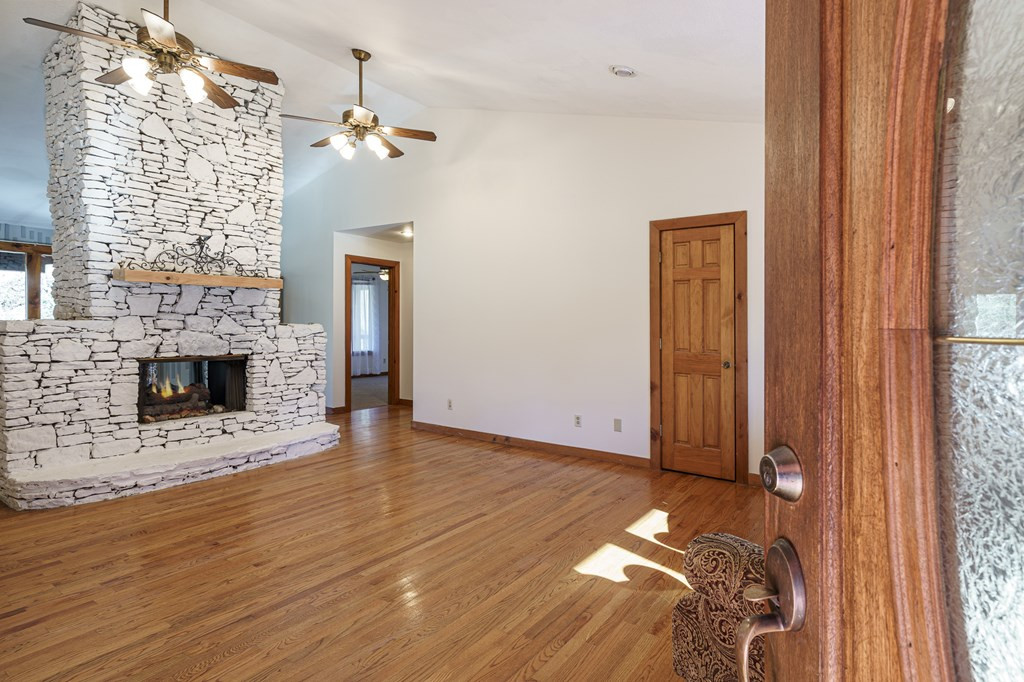 1792 Wolfcreek Road Murphy, NC 28906 - Photo 8 of 54