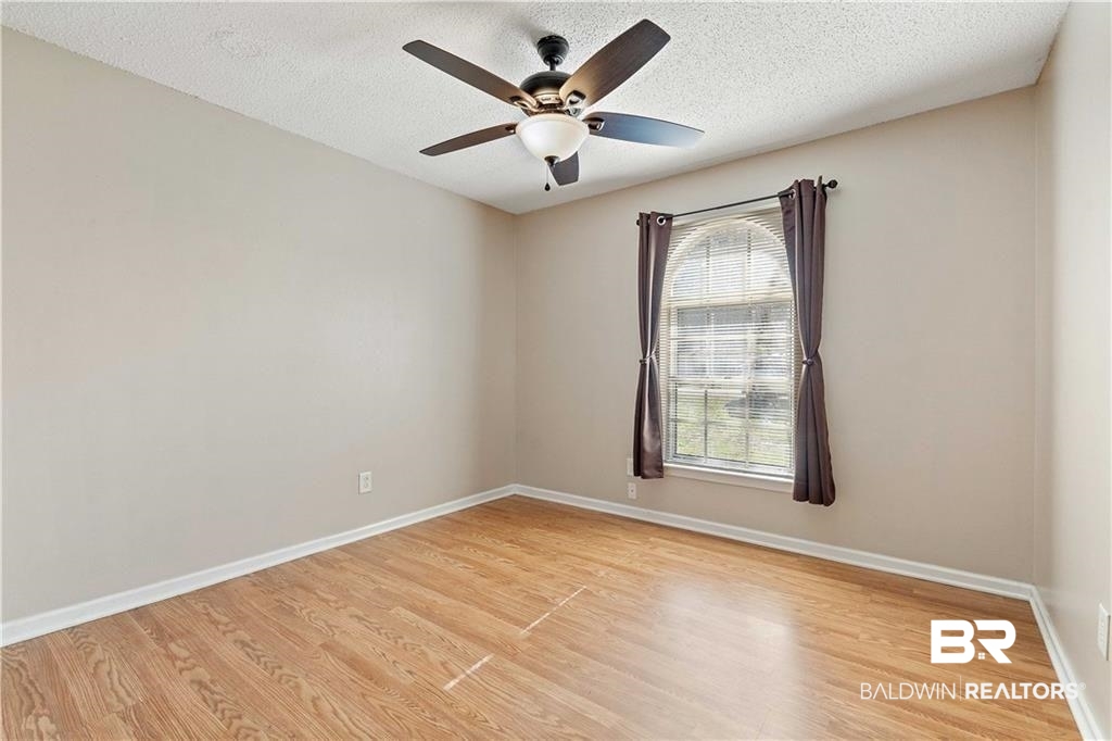 8070 Domain Street Mobile, AL 36619 - Photo 14 of 32