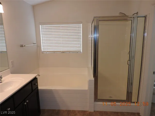 $2,150 | 240 Rustic Club Way, Las Vegas, NV 89148