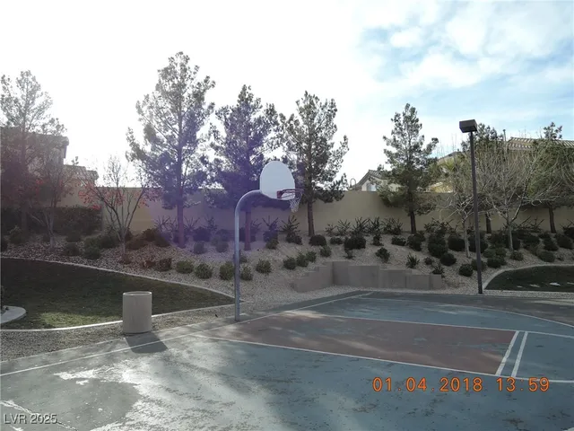 $2,150 | 240 Rustic Club Way, Las Vegas, NV 89148