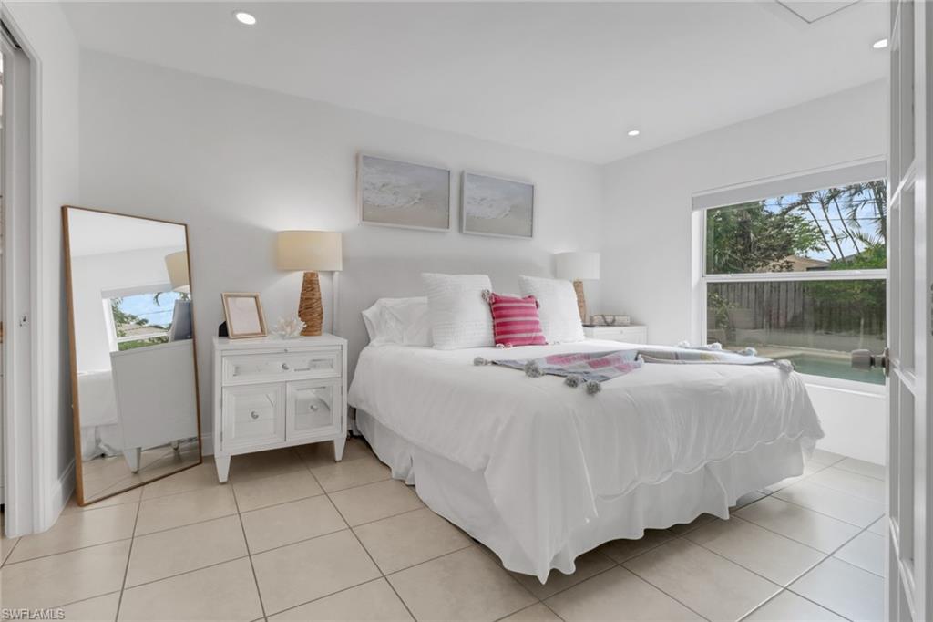 758 93rd Avenue North Naples, FL 34108 - Photo 11 of 20