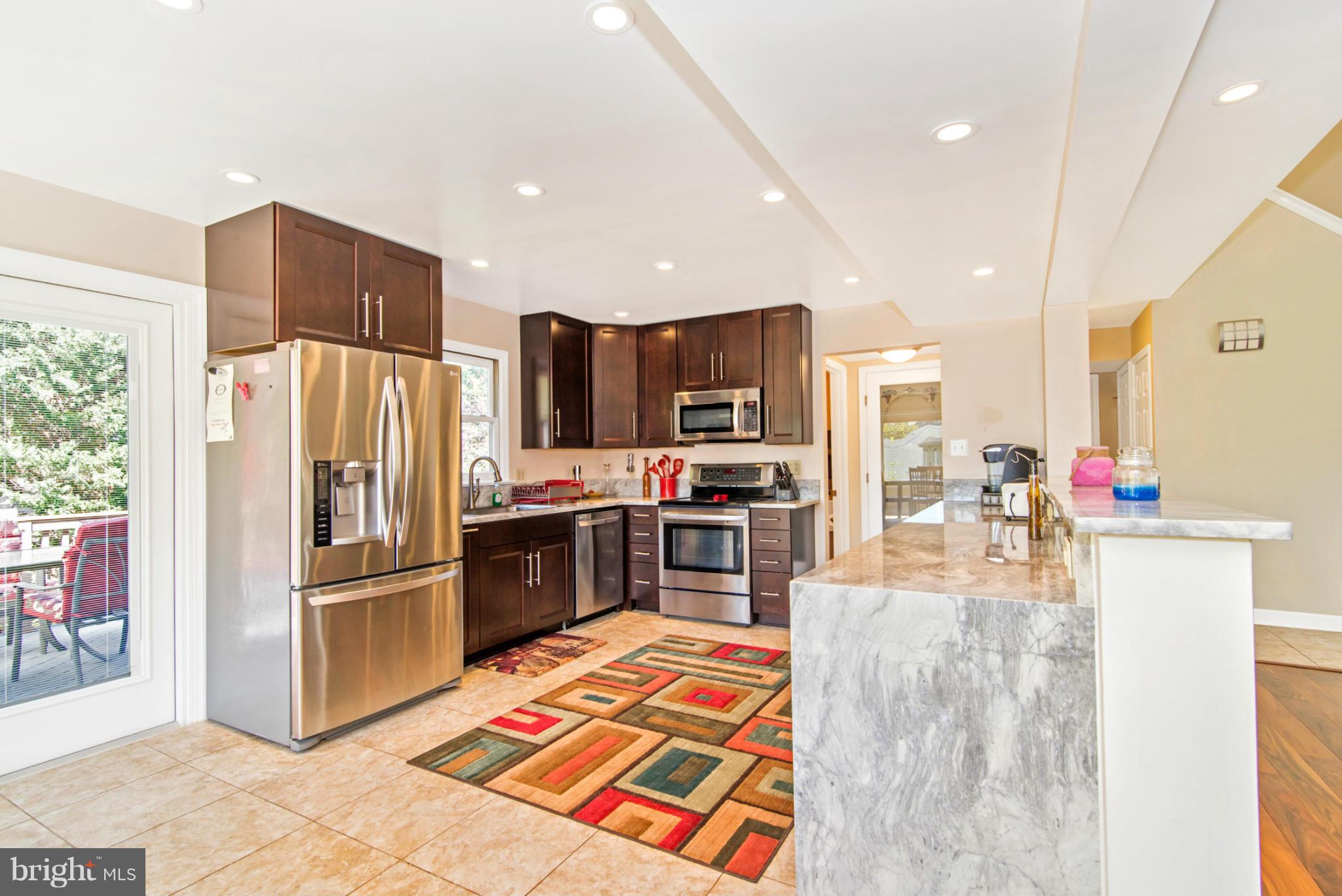 6641 East Lakeridge Road New Market, MD 21774 - Photo 9 of 30 Kitchen