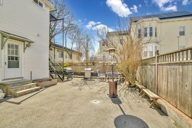 $2,500 | 88 Pearl Street, Unit 1, Somerville, MA 02145