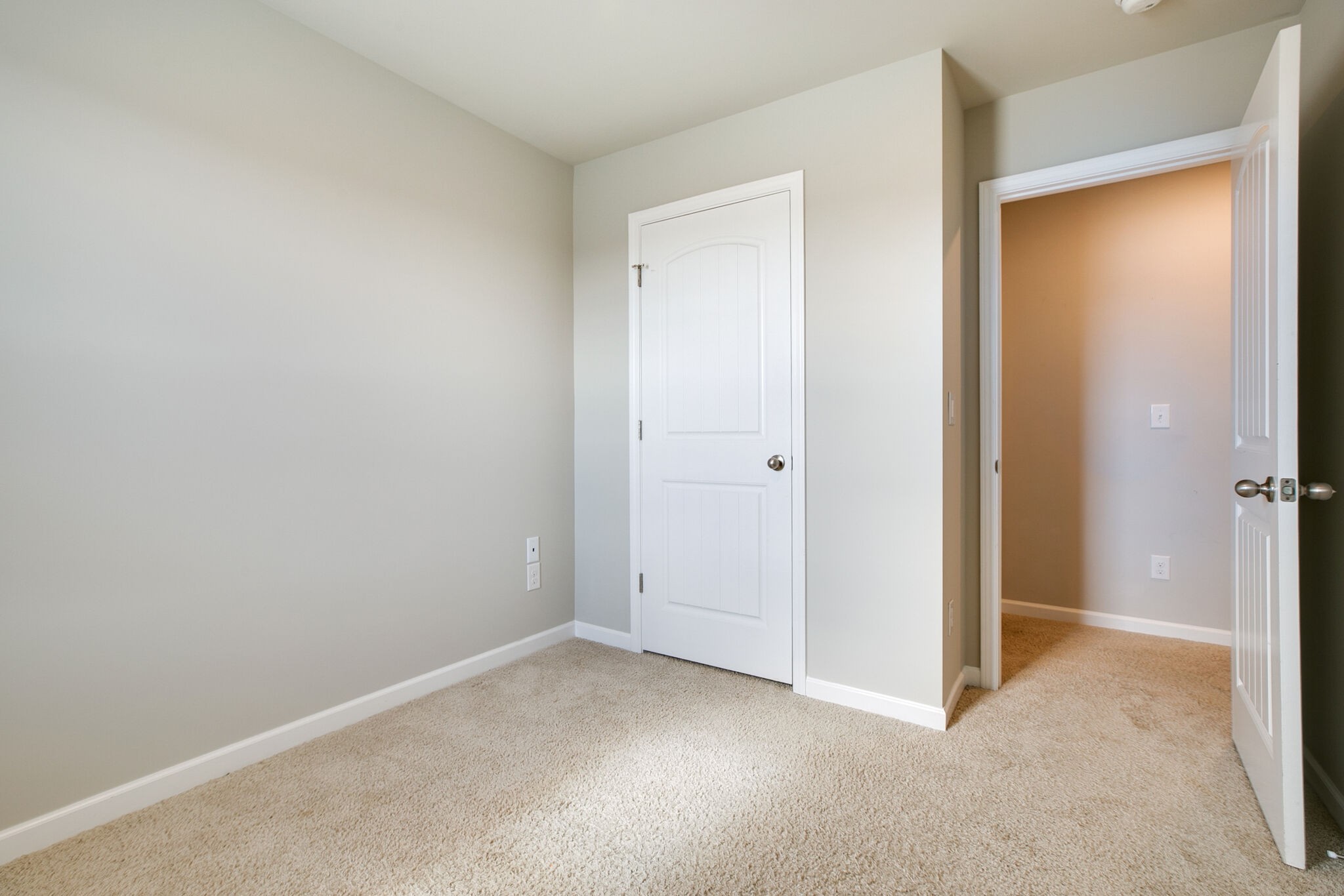 4283 Grapevine Loop Smyrna, TN 37167 - Photo 27 of 30 an empty room with closet and a bathroom