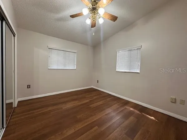 $1,400 | 542 East Caroline Street, Tavares, FL 32778