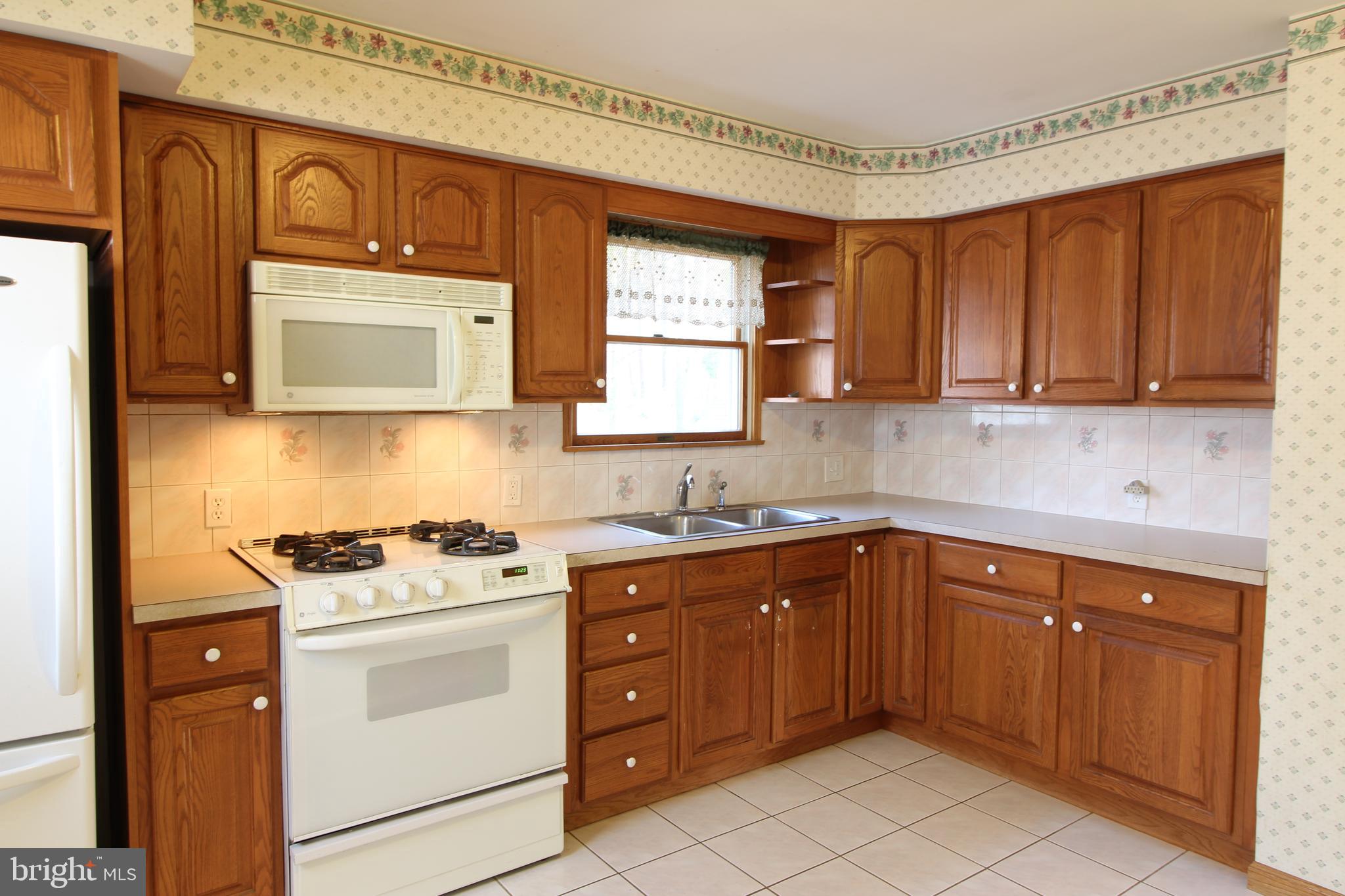 33 Petty Ridge Road Trenton, NJ 08620 - Photo 6 of 20