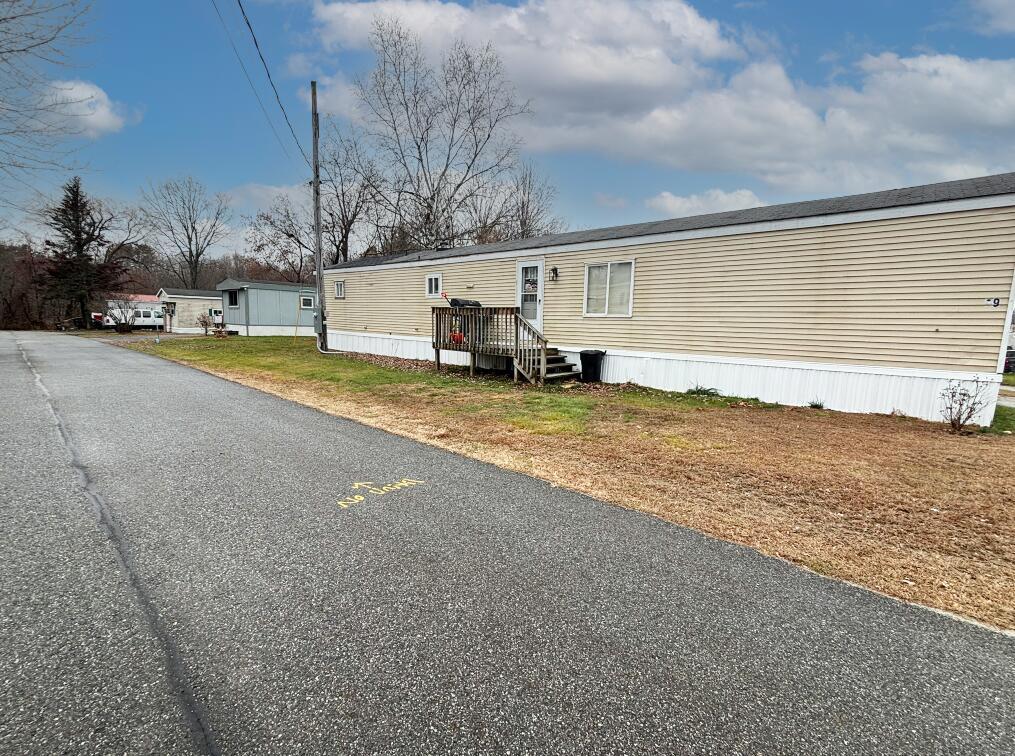 1007 Sabattus Street Lewiston, ME 04240 - Photo 7 of 9 7