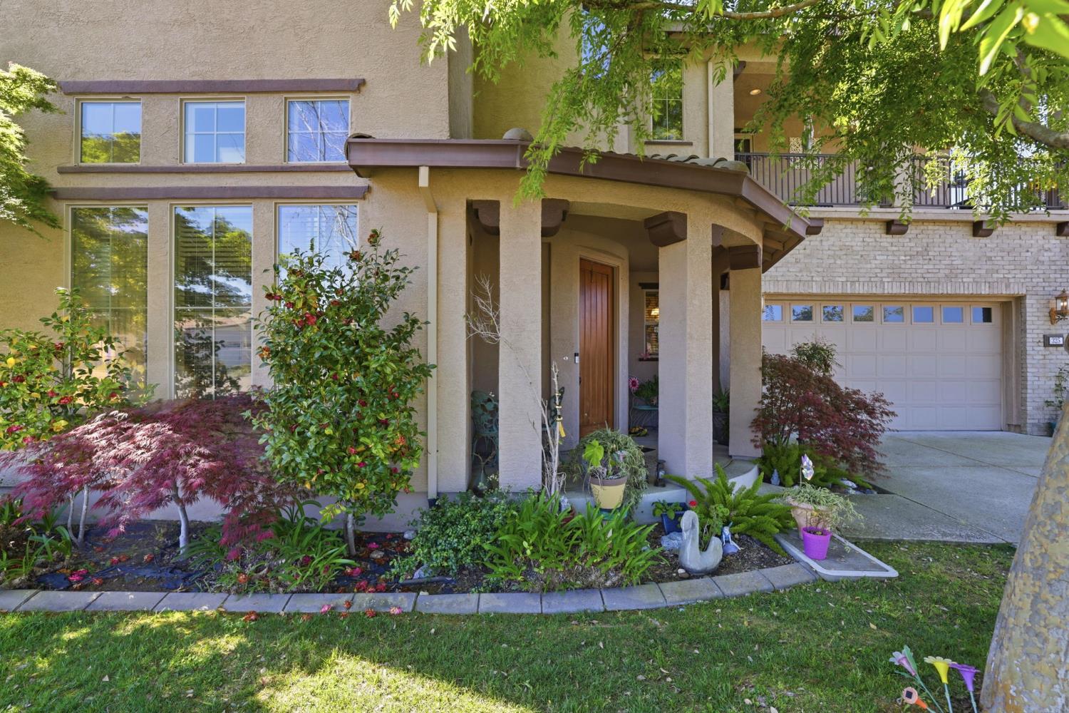 325 Carpenter Hill Road Folsom, CA 95630 - Photo 3 of 47