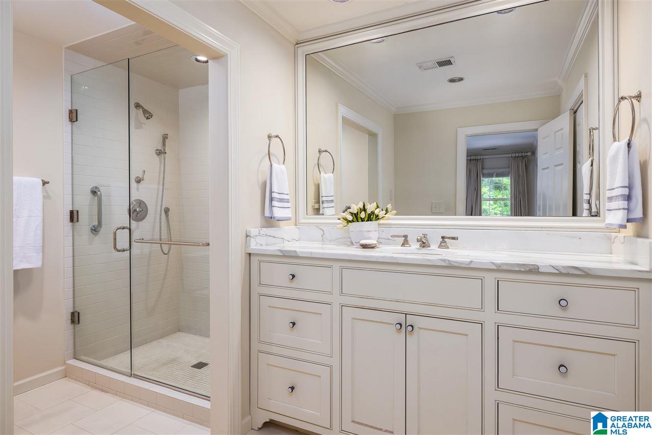 2321 Lane Park Road Birmingham, AL 35223 - Photo 35 of 50