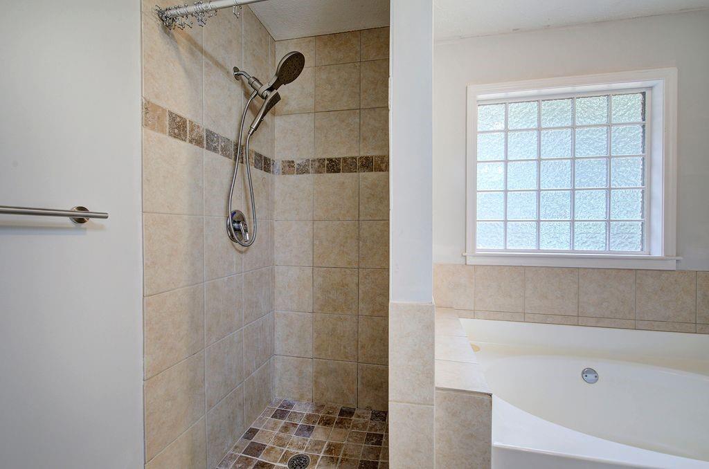 70 Crowe Springs Spur Northwest Cartersville, GA 30121 - Photo 20 of 44