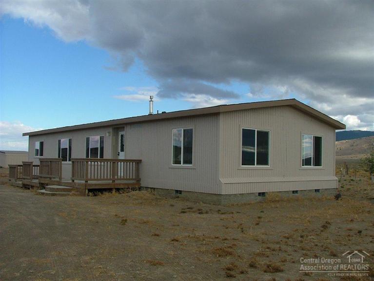27650 Ford Road Bend, OR 97701 - Photo 4 of 24 Additional Photo