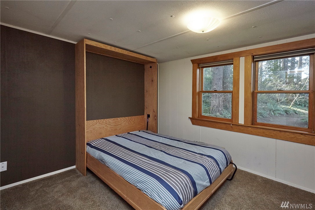 1015 Southwest Harper Road Port Orchard, WA 98367 - Photo 8 of 19 Gallery Image 8