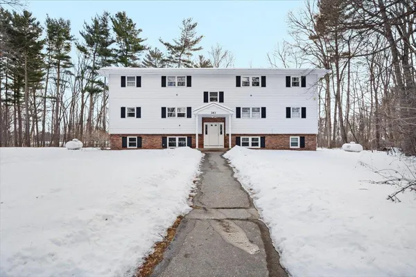 $199,900 | 261 Holy Cross Road, Unit 202, Colchester, VT 05446