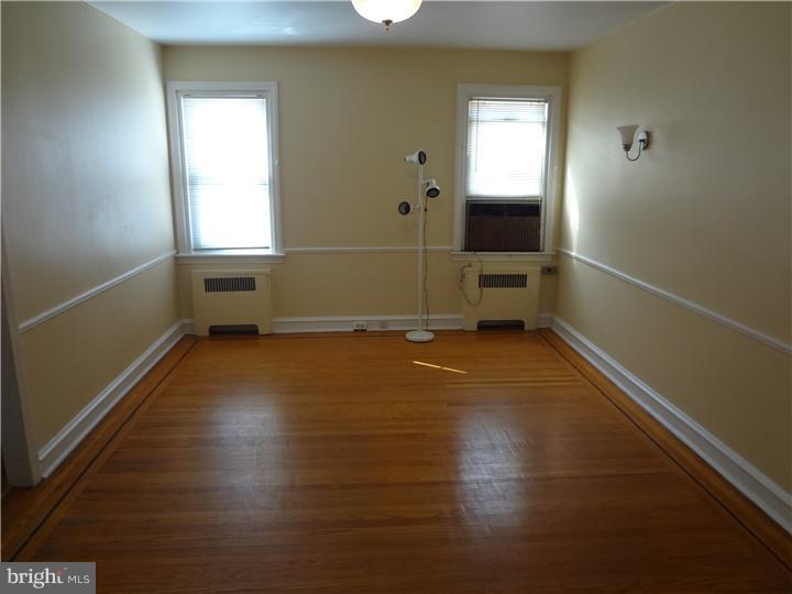 7532 Beverly Road Philadelphia, PA 19138 - Photo 3 of 15 Dining Room
