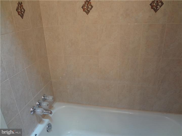 7532 Beverly Road Philadelphia, PA 19138 - Photo 8 of 15 Bathroom