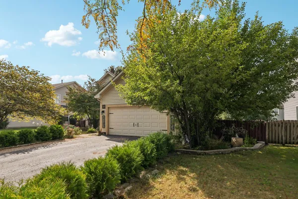 $382,900 | 3304 Alyssa Street, Plano, IL 60545