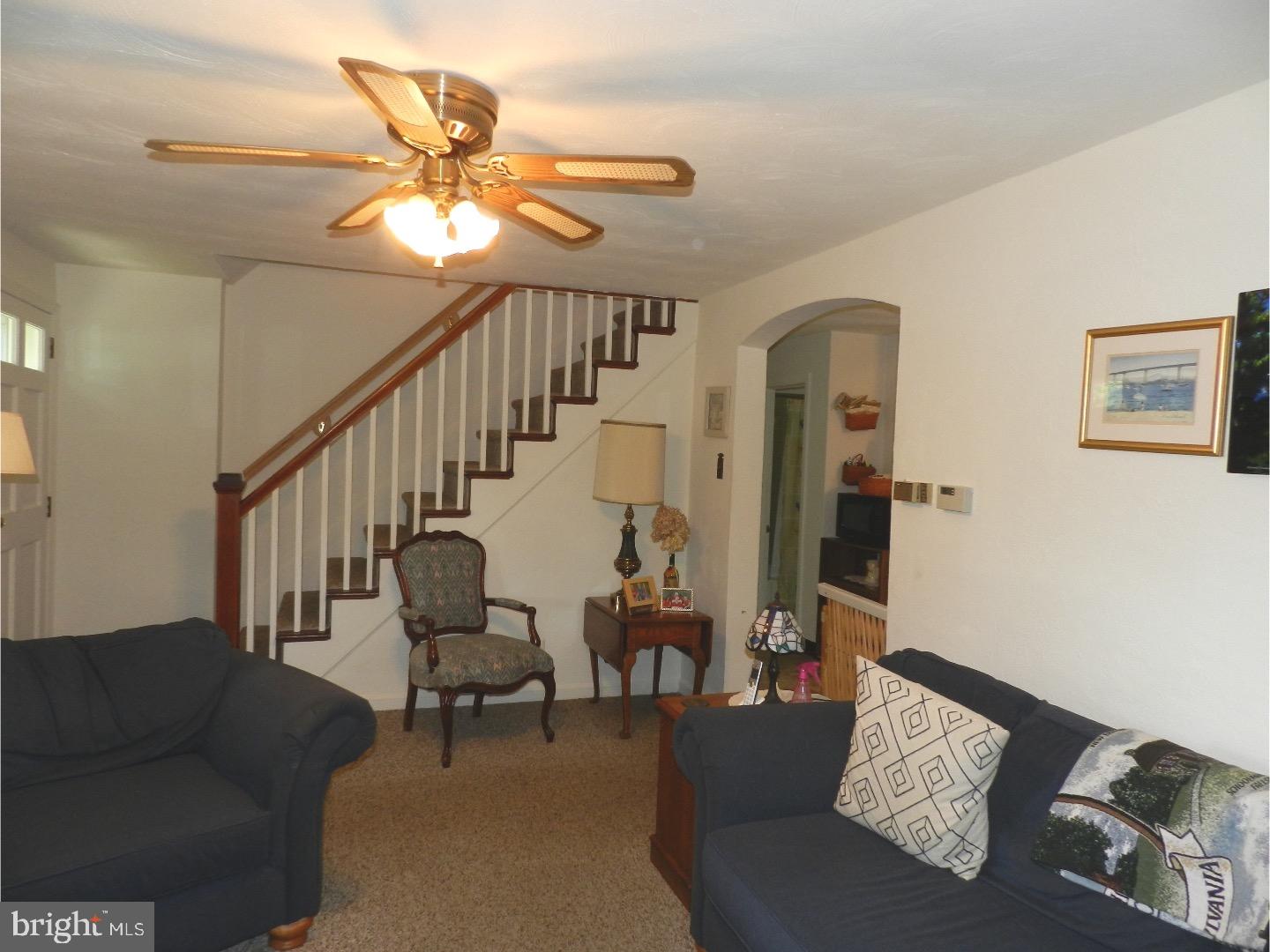 8 Orchard Road Perkasie, PA 18944 - Photo 9 of 22 Living Room