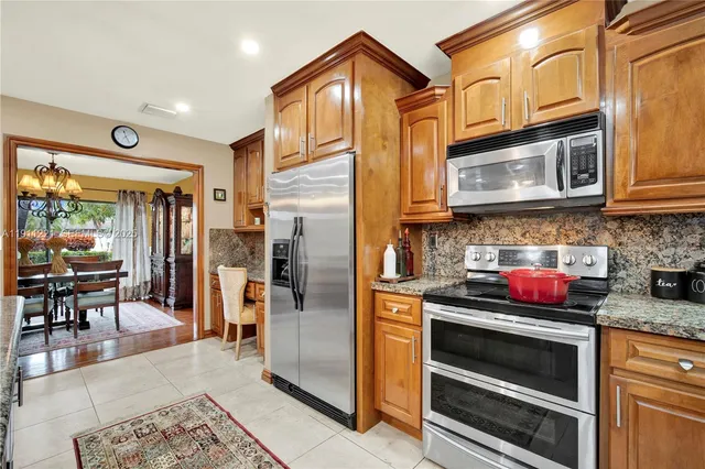 $1,295,000 | 13620 Southwest 104th Avenue, Miami, FL 33176