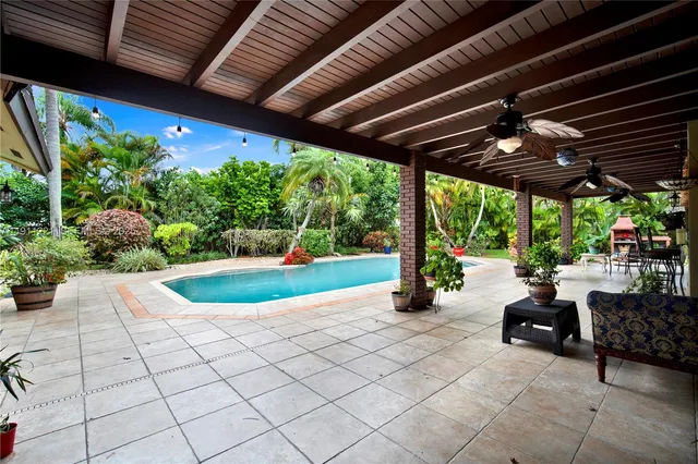 $1,295,000 | 13620 Southwest 104th Avenue, Miami, FL 33176