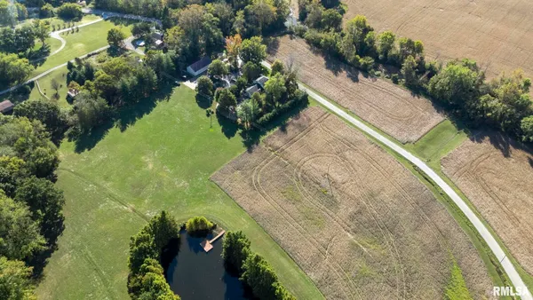 $475,000 | 1810 Berryville Road, Jonesboro, IL 62952